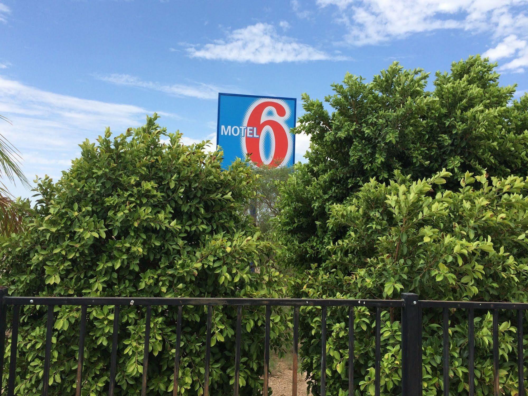 Motel 6-Apache Junction, Az المظهر الخارجي الصورة